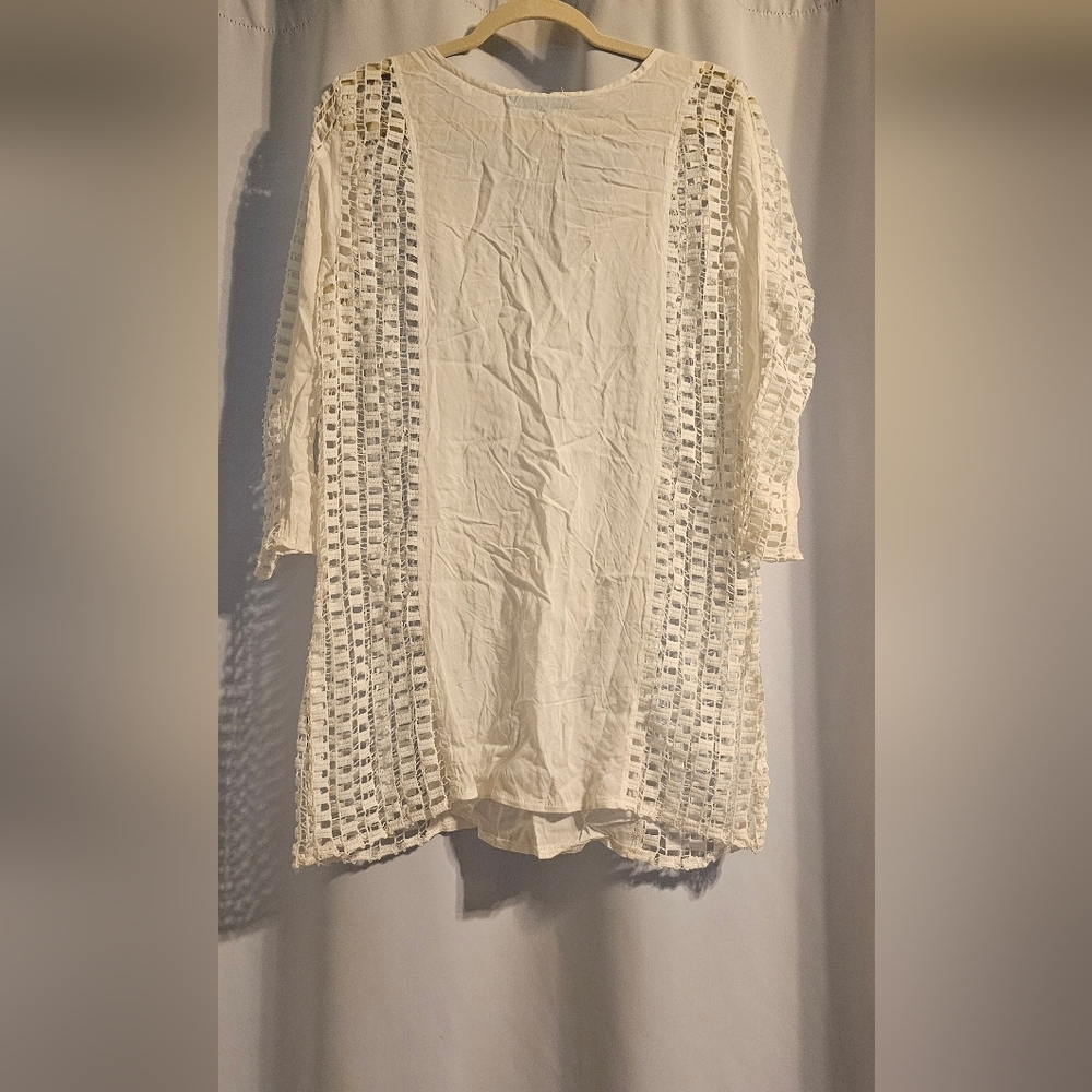 Chic Cream Lace Women's Coverup